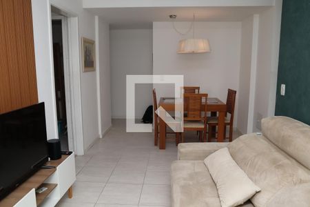 SALA DE ESTAR de apartamento para alugar com 2 quartos, 70m² em Barra da Tijuca, Rio de Janeiro