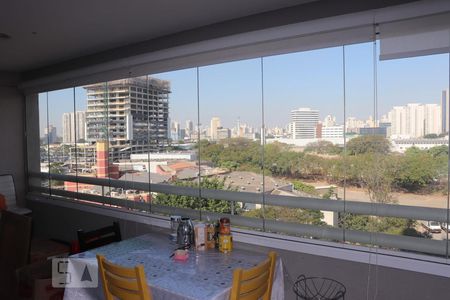 Apartamento à venda com 69m², 2 quartos e 1 vaga Apartamento à venda com 69m², 2 quartos e 1 vagaVaranda