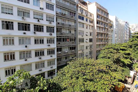 Vista Sala de apartamento para alugar com 3 quartos, 129m² em Copacabana, Rio de Janeiro