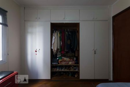 Quarto (Armários) de apartamento à venda com 1 quarto, 43m² em Santa Paula, São Caetano do Sul