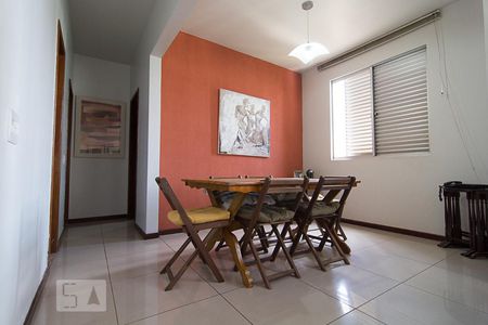 Sala 2 de apartamento à venda com 2 quartos, 110m² em Santo Antônio, Belo Horizonte