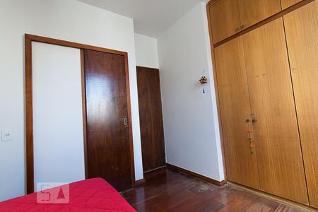 Suíte de apartamento à venda com 2 quartos, 110m² em Santo Antônio, Belo Horizonte