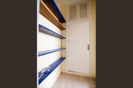 Corredor de apartamento para alugar com 1 quarto, 60m² em Centro, Campinas