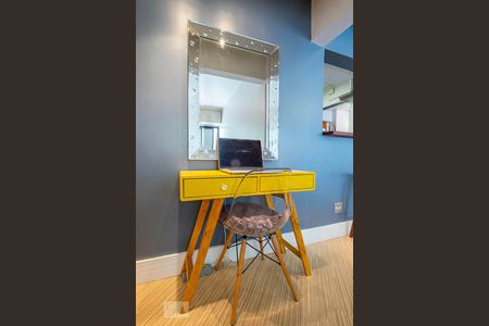 Apartamento para alugar com 55m², 1 quarto e sem vagaQuarto - Mesa de Trabalho