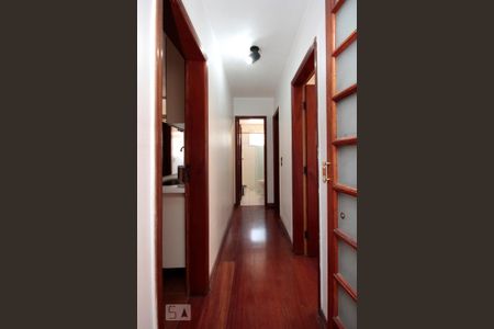 Apartamento para alugar com 70m², 2 quartos e 1 vagaCorredor