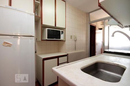 Apartamento para alugar com 70m², 2 quartos e 1 vagaCozinha