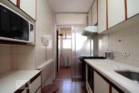 Apartamento para alugar com 70m², 2 quartos e 1 vagaCozinha