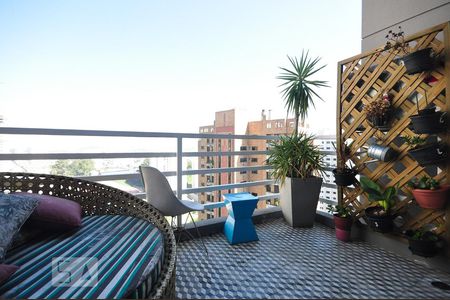 Apartamento à venda com 84m², 1 quarto e 2 vagasVaranda