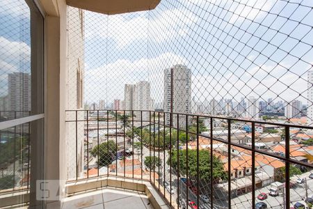 Apartamento à venda com 80m², 2 quartos e 1 vagaVaranda