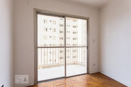 Apartamento à venda com 80m², 2 quartos e 1 vagaVaranda