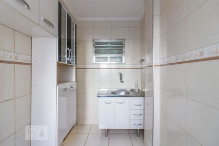 Cozinha de apartamento para alugar com 1 quarto, 40m² em Santa Efigênia, São Paulo