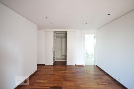 Apartamento para alugar com 210m², 4 quartos e 4 vagasSuíte 4
