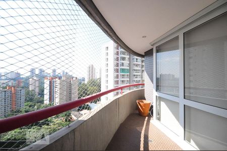 Varanda de apartamento para alugar com 4 quartos, 210m² em Vila Andrade, São Paulo