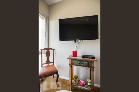 Apartamento à venda com 135m², 3 quartos e 1 vagaQuarto suíte detalhe