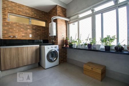 Apartamento à venda com 135m², 3 quartos e 1 vagaLavanderia