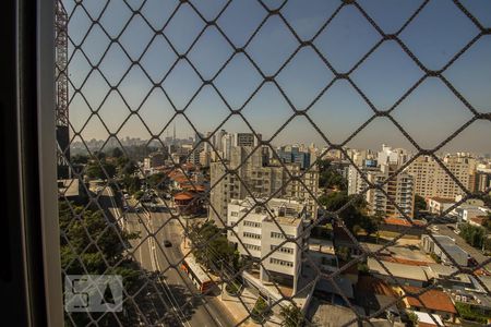 Apartamento à venda com 135m², 3 quartos e 1 vagaQuarto suíte visão