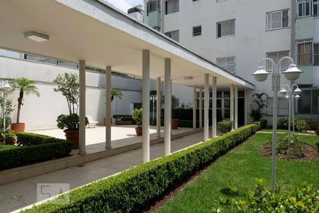 Apartamento à venda com 70m², 2 quartos e 1 vagaÁrea comum - Jardim
