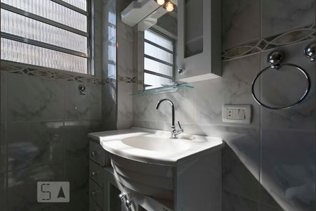 Apartamento à venda com 70m², 2 quartos e 1 vagaQuarto 2 - Suíte/ Banheiro (Torneira)