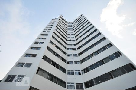 Apartamento para alugar com 70m², 3 quartos e 1 vagaFachada