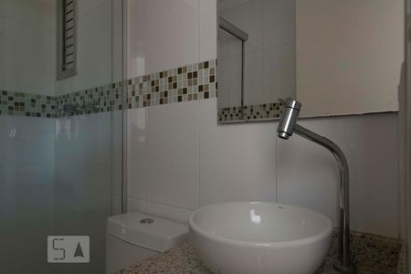 Banheiro social (Torneira) de apartamento à venda com 3 quartos, 66m² em Vila Monumento, São Paulo