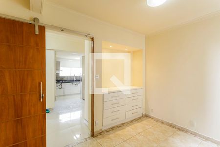 Apartamento para alugar com 75m², 2 quartos e 1 vagaQuarto Suíte