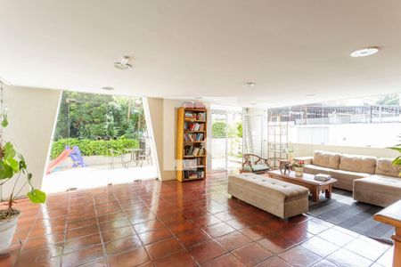 Apartamento para alugar com 75m², 2 quartos e 1 vagaHall social