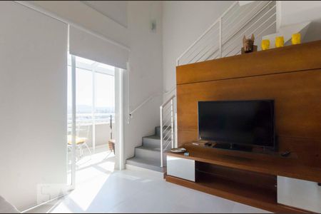 Sala de apartamento à venda com 1 quarto, 58m² em Parque Industrial Tomas Edson, São Paulo