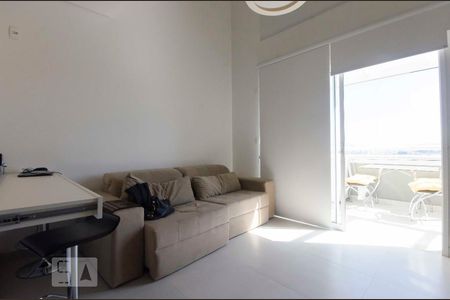 Sala de apartamento à venda com 1 quarto, 58m² em Parque Industrial Tomas Edson, São Paulo