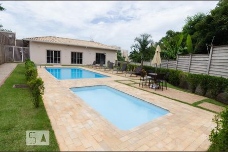 Apartamento à venda com 54m², 2 quartos e 1 vagaDependências do prédio - piscina