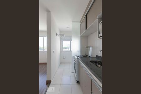 Cozinha de apartamento para alugar com 1 quarto, 31m² em Água Branca, São Paulo