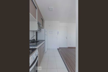 Cozinha de apartamento para alugar com 1 quarto, 31m² em Água Branca, São Paulo