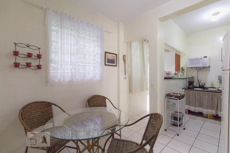 Cozinha de apartamento à venda com 2 quartos, 115m² em Vila Clementino, São Paulo