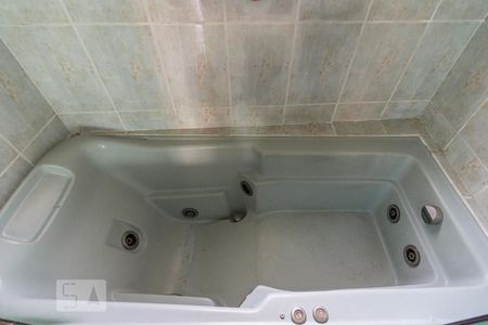 Banheiro de apartamento para alugar com 2 quartos, 65m² em Bela Vista, São Paulo