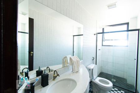 Banheiro Suite 2 de apartamento para alugar com 4 quartos, 220m² em Luxemburgo, Belo Horizonte