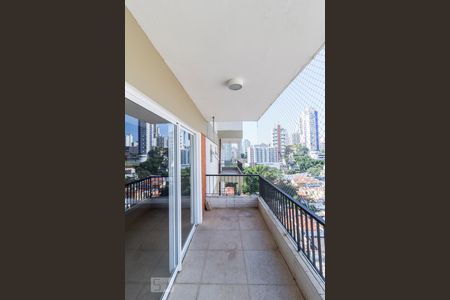 Apartamento à venda com 240m², 4 quartos e 2 vagasSacada