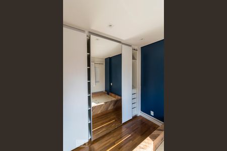 Apartamento à venda com 240m², 4 quartos e 2 vagasQuarto