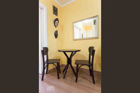 Sala de apartamento para alugar com 2 quartos, 48m² em Cerqueira César, São Paulo