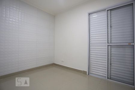 Quarto 2 de apartamento para alugar com 2 quartos, 55m² em Jardim Bonfiglioli, São Paulo