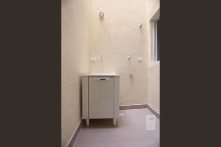 Apartamento para alugar com 55m², 2 quartos e 1 vagaÁrea de Serviço