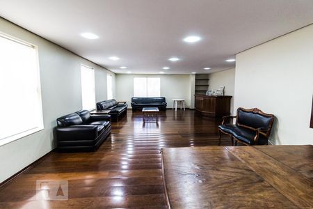 Apartamento à venda com 133m², 3 quartos e 3 vagasSalão Festas