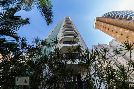 Apartamento à venda com 133m², 3 quartos e 3 vagasFachada