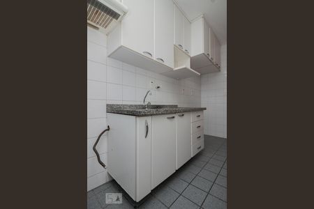Apartamento à venda com 60m², 2 quartos e 2 vagasCozinha