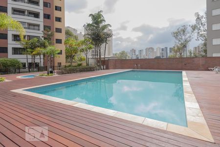 Apartamento à venda com 60m², 2 quartos e 2 vagasPiscina adulto