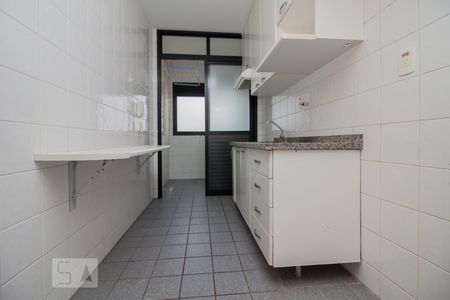 Apartamento à venda com 60m², 2 quartos e 2 vagasCozinha