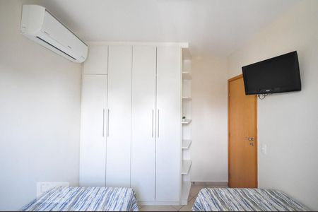Apartamento para alugar com 120m², 3 quartos e 2 vagasQuarto 2