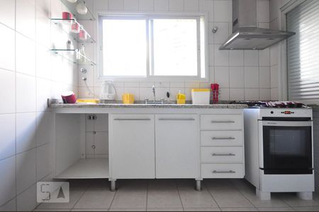 Apartamento para alugar com 120m², 3 quartos e 2 vagasCozinha