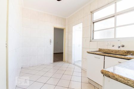 Apartamento para alugar com 130m², 3 quartos e sem vagaCozinha 