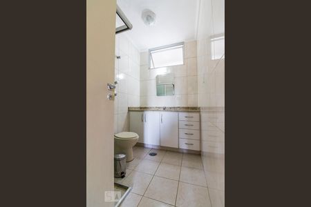 Apartamento para alugar com 130m², 3 quartos e sem vagaBanheiro Social 