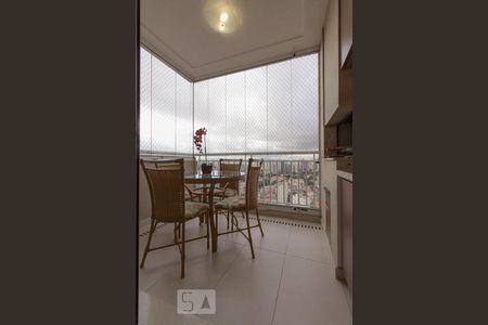 Varanda de apartamento à venda com 2 quartos, 95m² em Vila Santo Estéfano, São Paulo