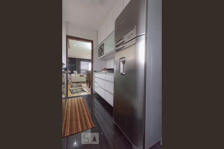 Apartamento à venda com 95m², 2 quartos e 2 vagasCozinha
